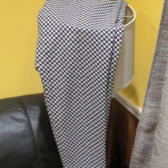 Pants - Picture 3 of 6